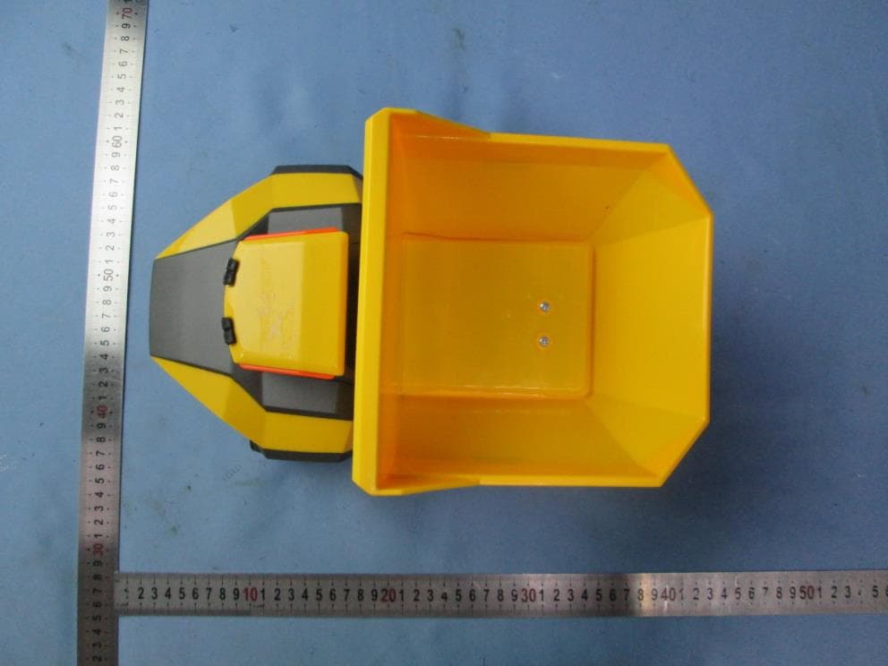VOLVO A25 HAULER - FCC ID PKG82731RC - May Cheong Toy Products Fty. Ltd. (4)