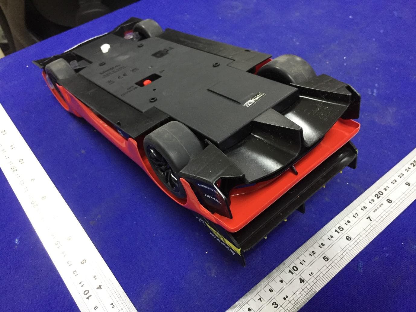 1 16 RC Ferrari 499P - FCC ID PKG82861RC - May Cheong Toy Products Fty. Ltd.
