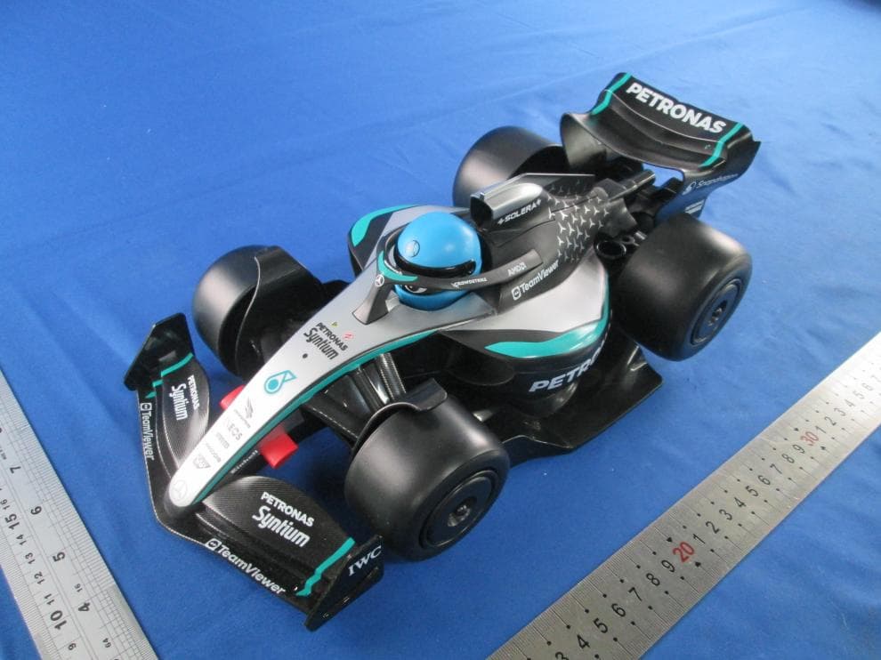 MY FIRST FORMULA ASST(BB Junior - My First Formula RC - Mercedes-AMG) - FCC ID PKG91009RC - May Cheong Toy Products Fty. Ltd.