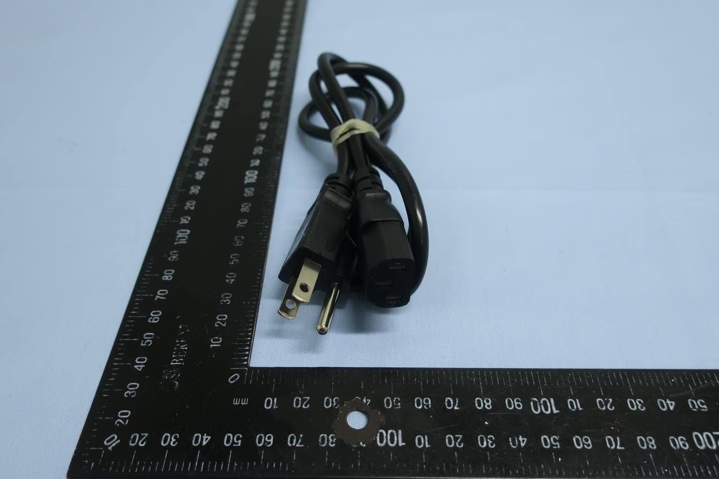 5G High Performance Sub6 & mmWave Outdoor CPE - FCC ID PKRISGFW2010 - Inseego Corp. (2)