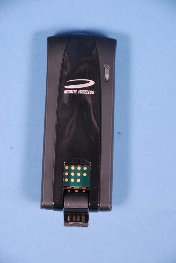 Cellular/ PCS CDMA and 700 MHz LTE USB Modem - FCC ID PKRNVWMC551S - Inseego Corp. (1)