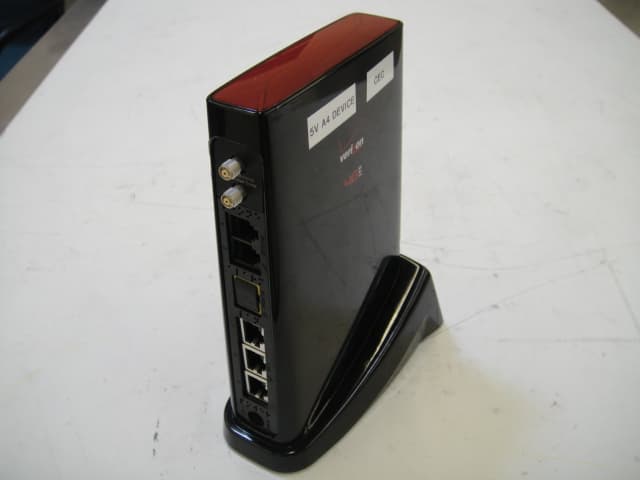 Wireless Router with cellular voice and data capabilities - FCC ID PKRNVWT1114 - Inseego Corp. (3)