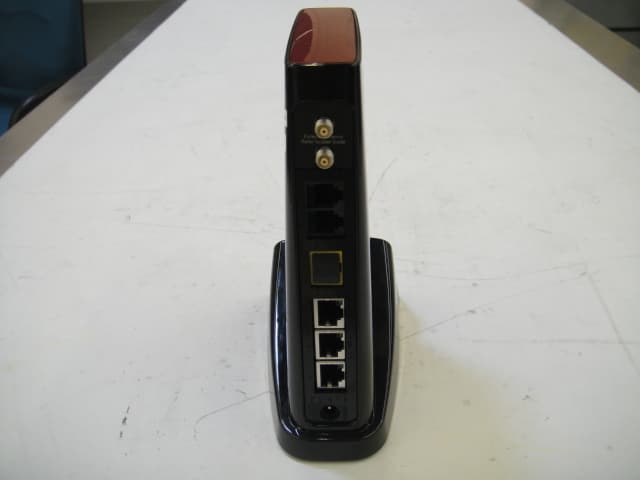Wireless Router with cellular voice and data capabilities - FCC ID PKRNVWT1114 - Inseego Corp. (4)