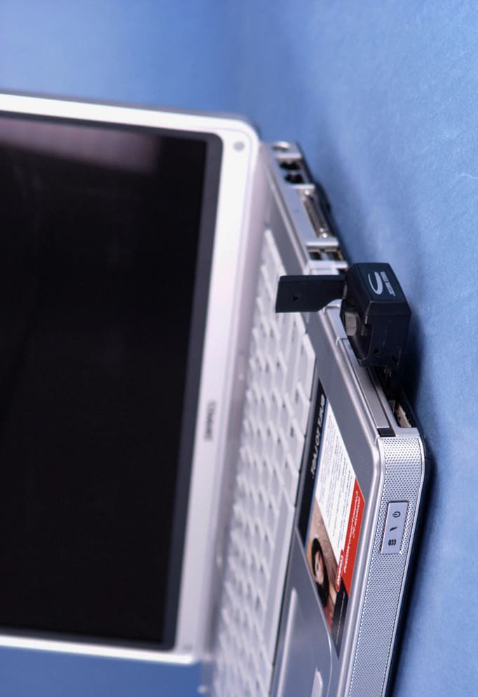 Dual-Band CDMA Modem Card - FCC ID PKRNVWXV620 - Inseego Corp.