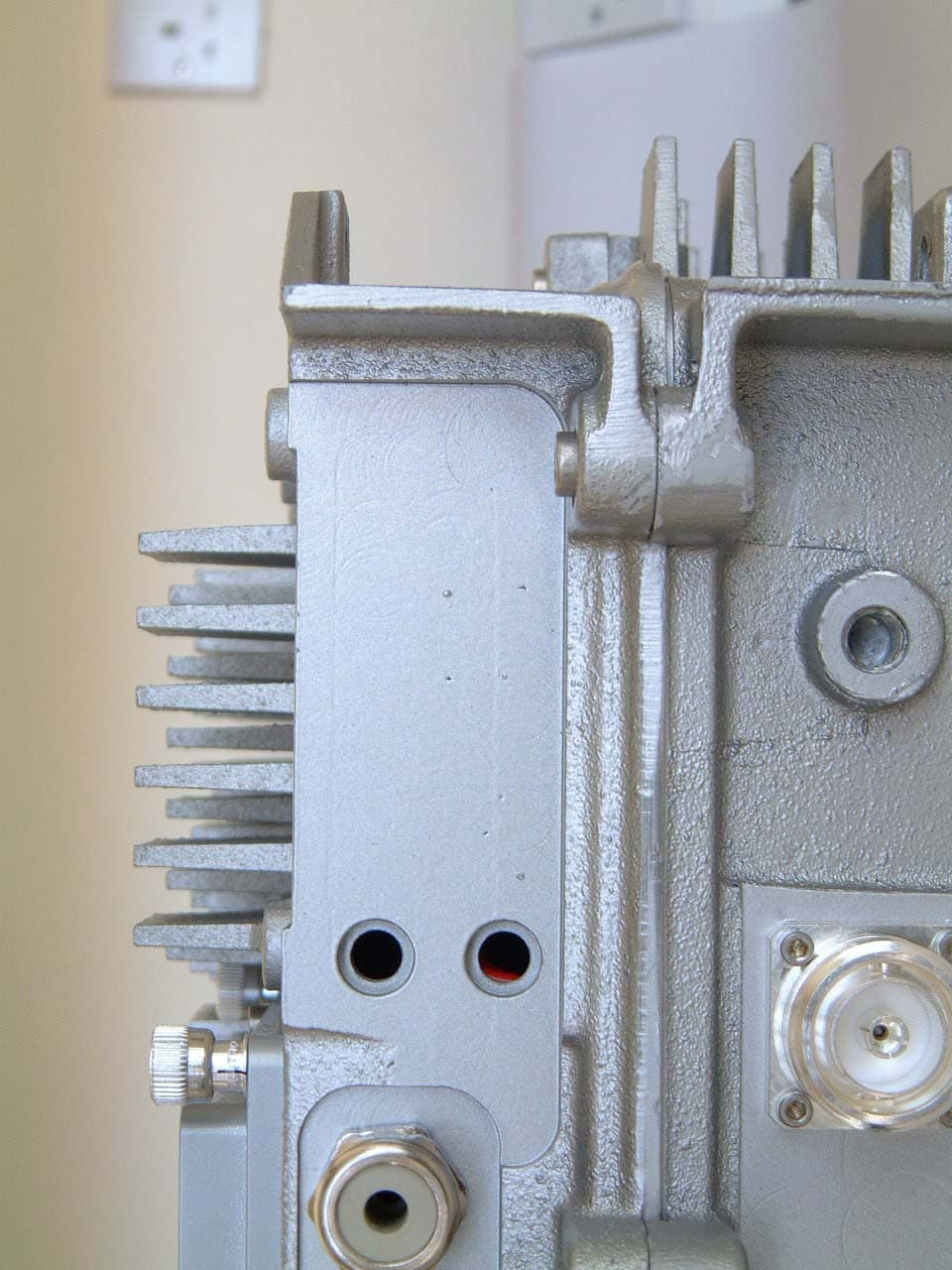 Wireless Broadband Base Station - FCC ID PKTNODEBHZ1 - General Dynamics Broadband, Inc. (3)