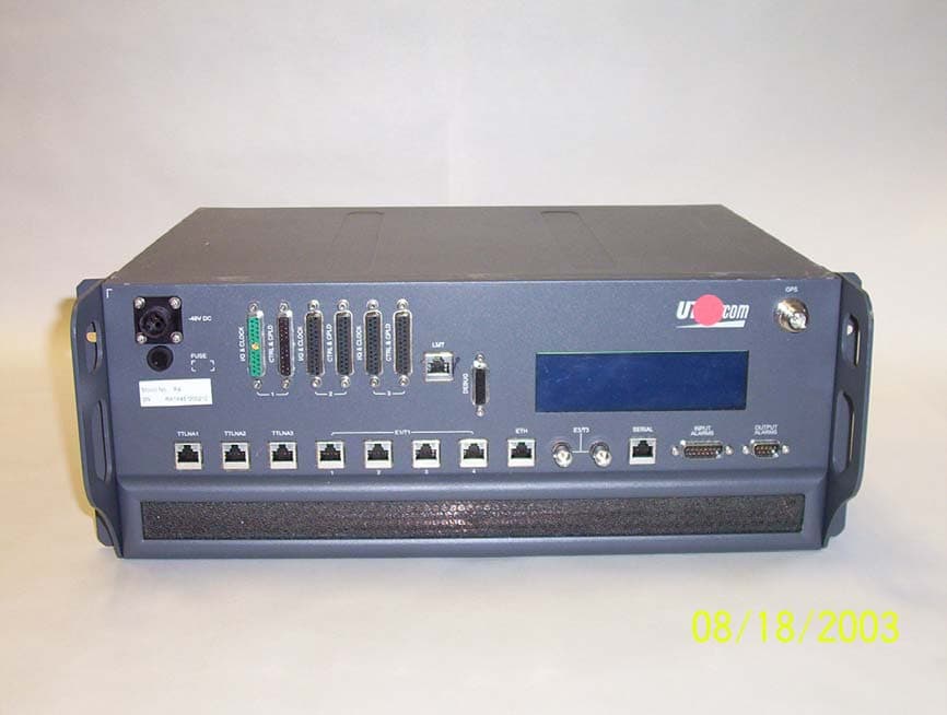 Wireless Broadband Base Station - FCC ID PKTNODEBRK - General Dynamics Broadband, Inc. (4)