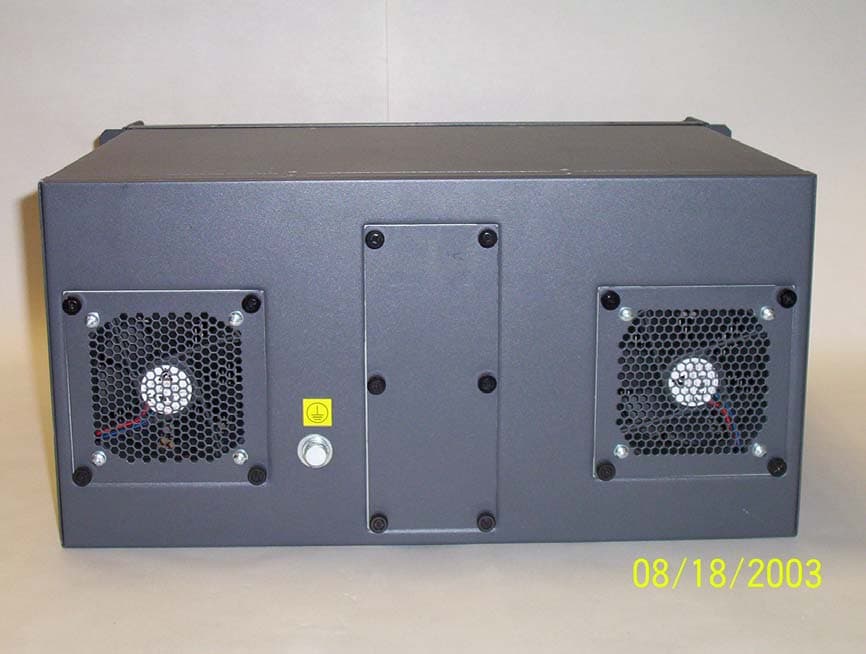Wireless Broadband Base Station - FCC ID PKTNODEBRK - General Dynamics Broadband, Inc. (2)