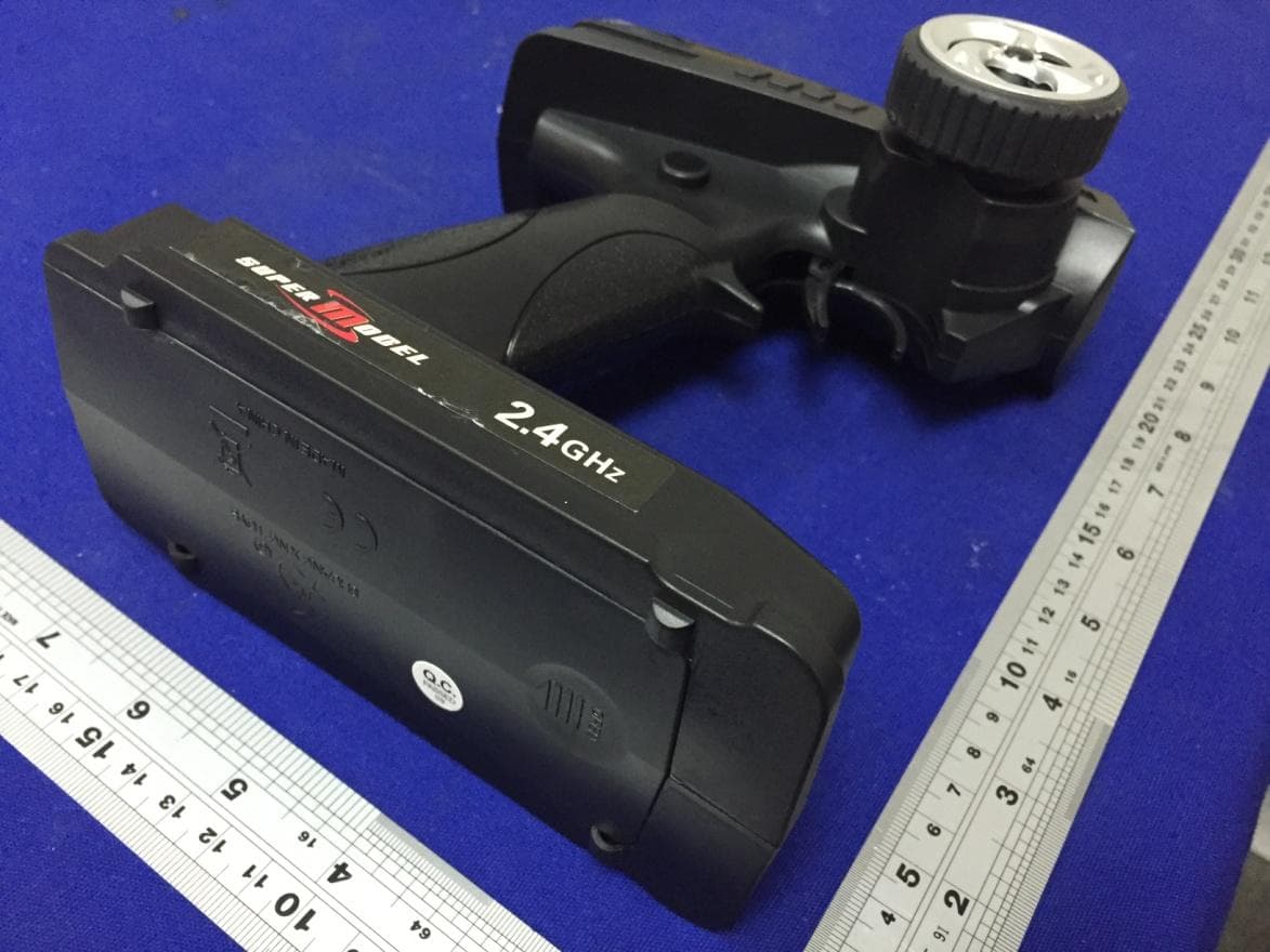 REMOTE CONTROL FLIGHT VEHICLE SERIES - FCC ID PKU-SX123-00 - Shantou Chenghai Shuangxing Toys Co., Ltd. (2)