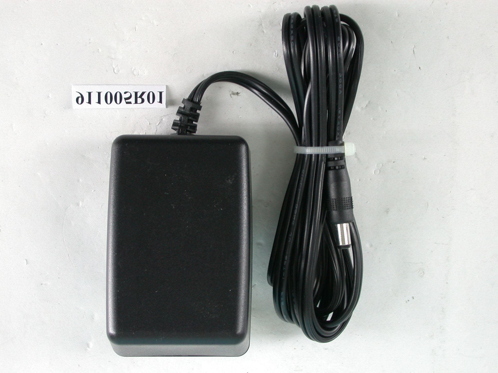 Dual Band Wireless A+B Broadband Router - FCC ID PKW-WRT51AB - Cisco-Linksys, LLC (2)
