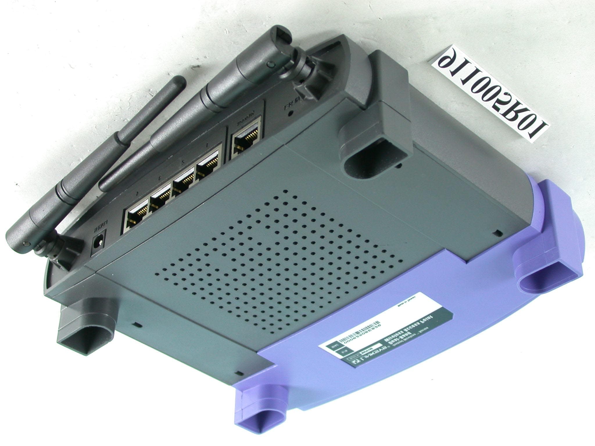 Dual Band Wireless A+B Broadband Router - FCC ID PKW-WRT51AB - Cisco-Linksys, LLC (5)