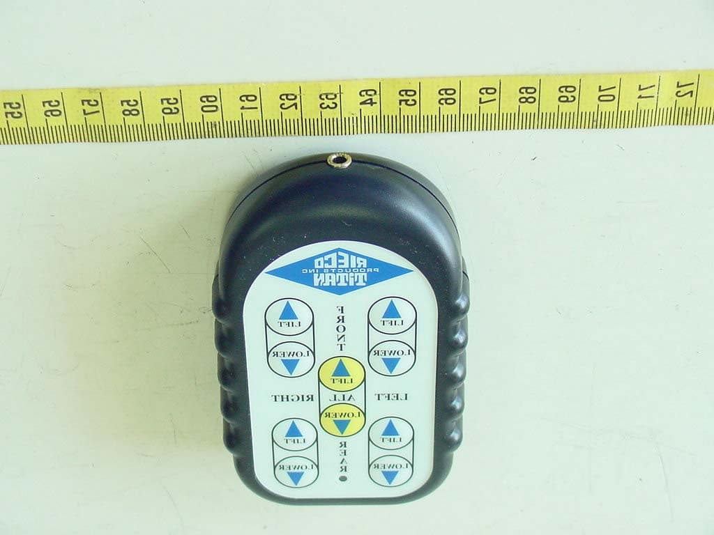 Remote Controller For Electric Camper Jacks - FCC ID PM6HOMPETOSL15 - HOMPET Enterprise Co Ltd (2)