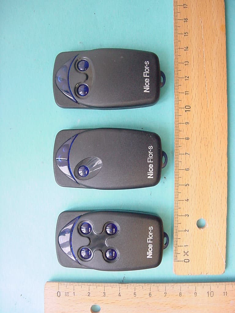 Pocket Transmitter - FCC ID PML433FRS - Nice S.p.A. (1)