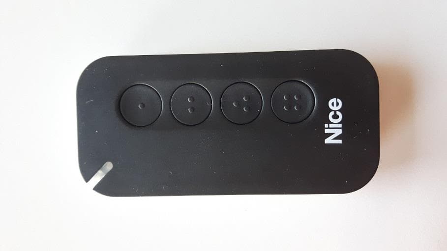 Transceiver Control - FCC ID PMLMYGOA - Nice S.p.A. (2)