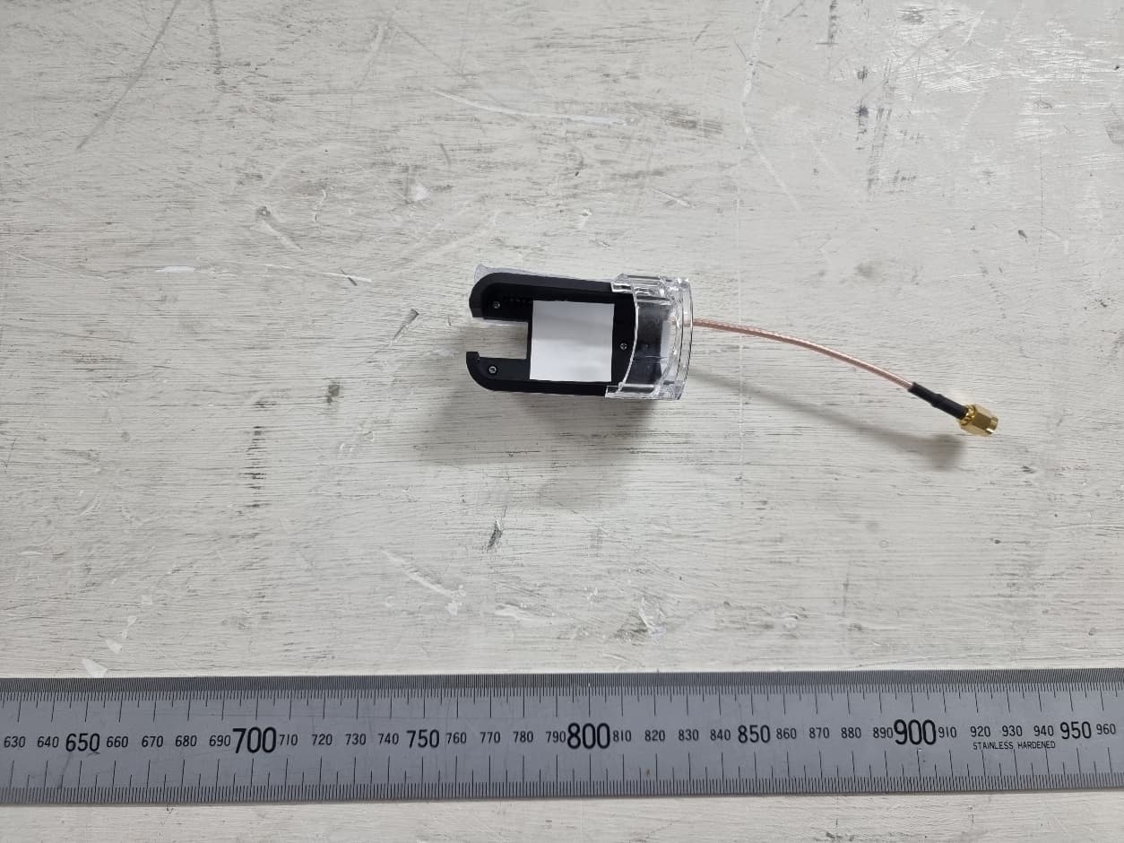 The Hailie Sensor is a small battery-powered electronic data logger that attaches to a pMDI inhaler. The Hailie Sensor uses a BLE system to provide wireless communications to a connected App, powered by non-rechargeable coin cell. - FCC ID PN2-PRO1 - Adherium (NZ) Ltd (3)
