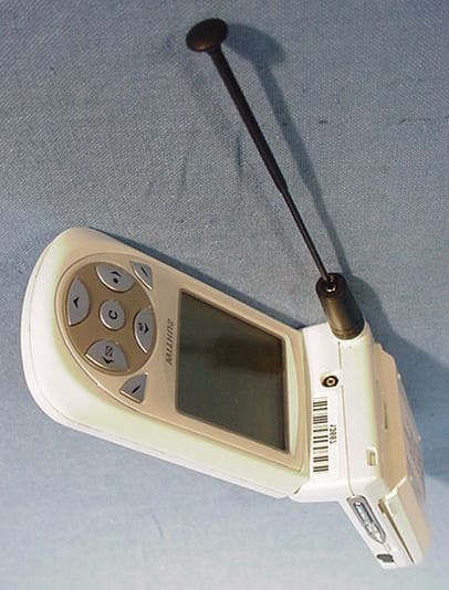 Dual Band CDMA PCS/Cellular Handset - FCC ID POQWPE-2000 - Modottel Co Ltd