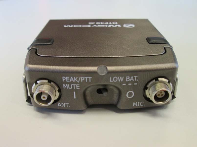 Wideband bodypack transmitter - FCC ID POUMTP40SUSX - Wisycom s.r.l. (3)