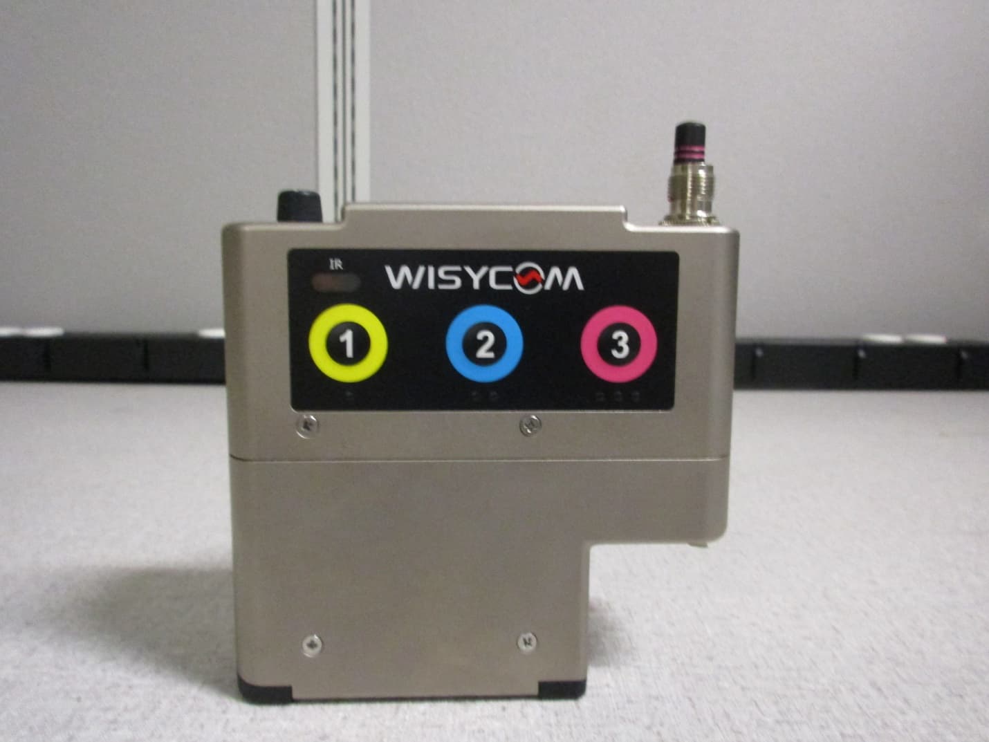 Wireless Microphone - FCC ID POURPU500 - Wisycom s.r.l. (5)