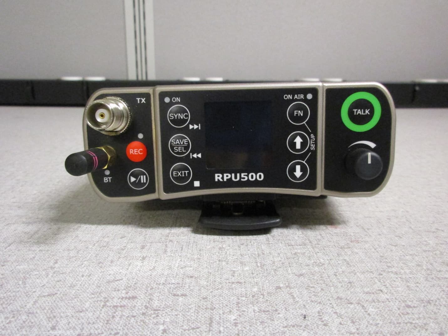 Wireless Microphone - FCC ID POURPU500 - Wisycom s.r.l.