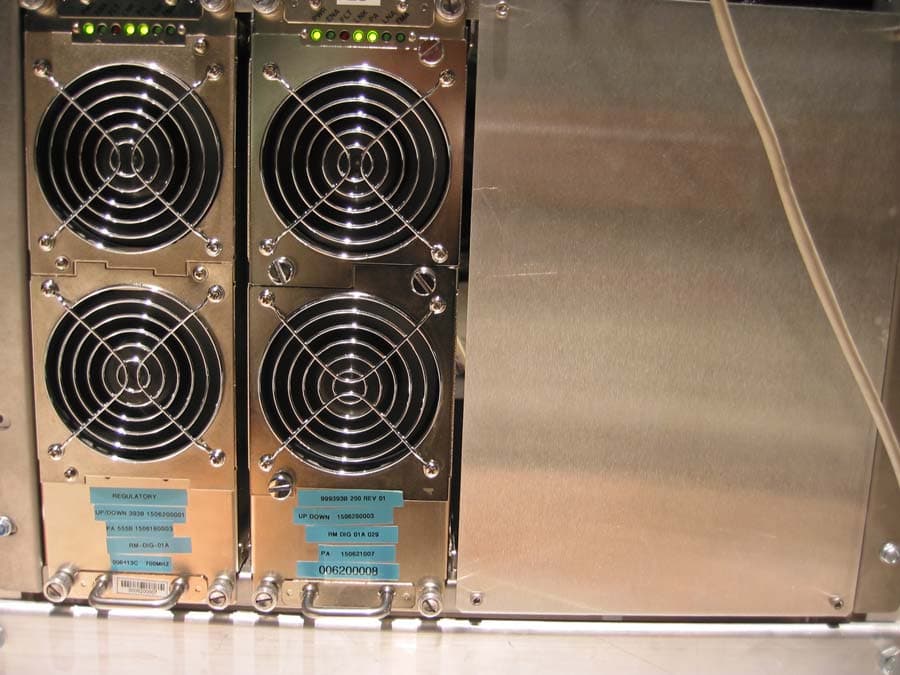 FBS Wireless Base Station (NPM-2500) - FCC ID POZNPM700007168A - SOMA Networks, Inc.