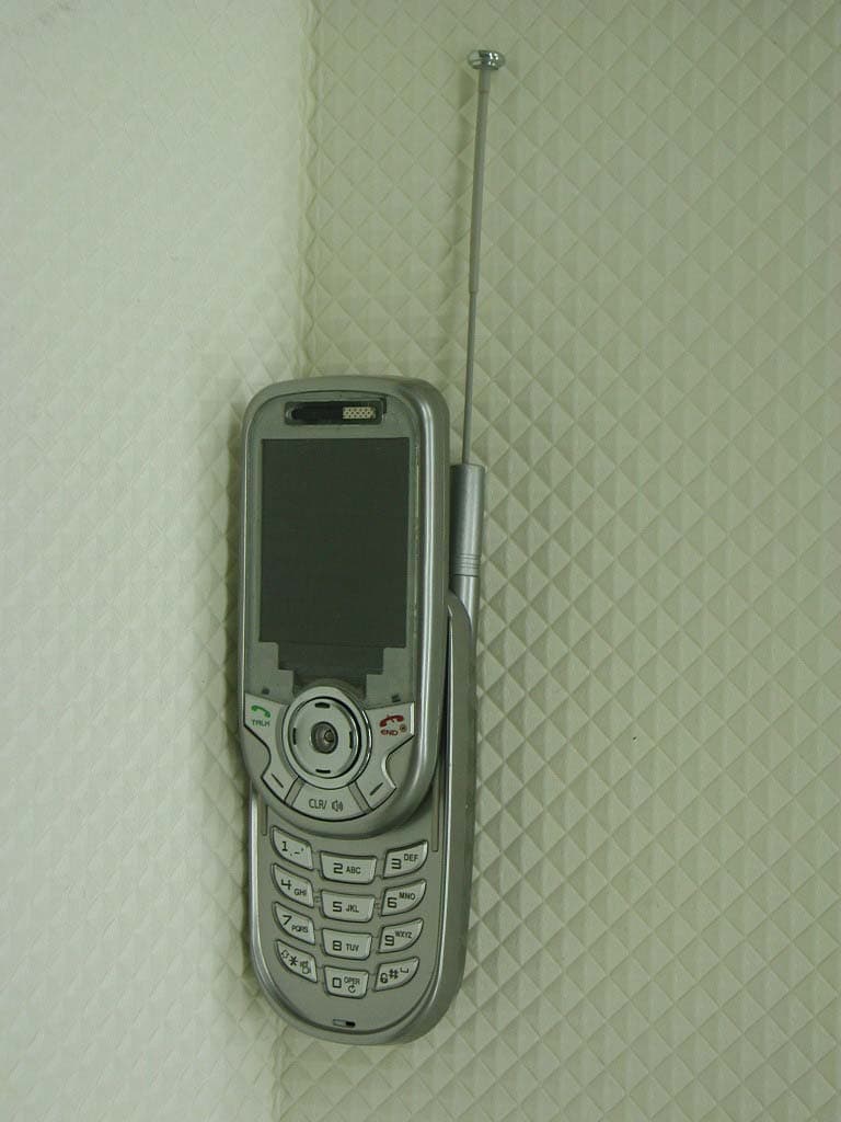 Tri-Mode Dual-Band Phone (AMPS/CDMA/ PCS CDMA) - FCC ID PP4TX-170SA - Pantech Co., Ltd. (2)