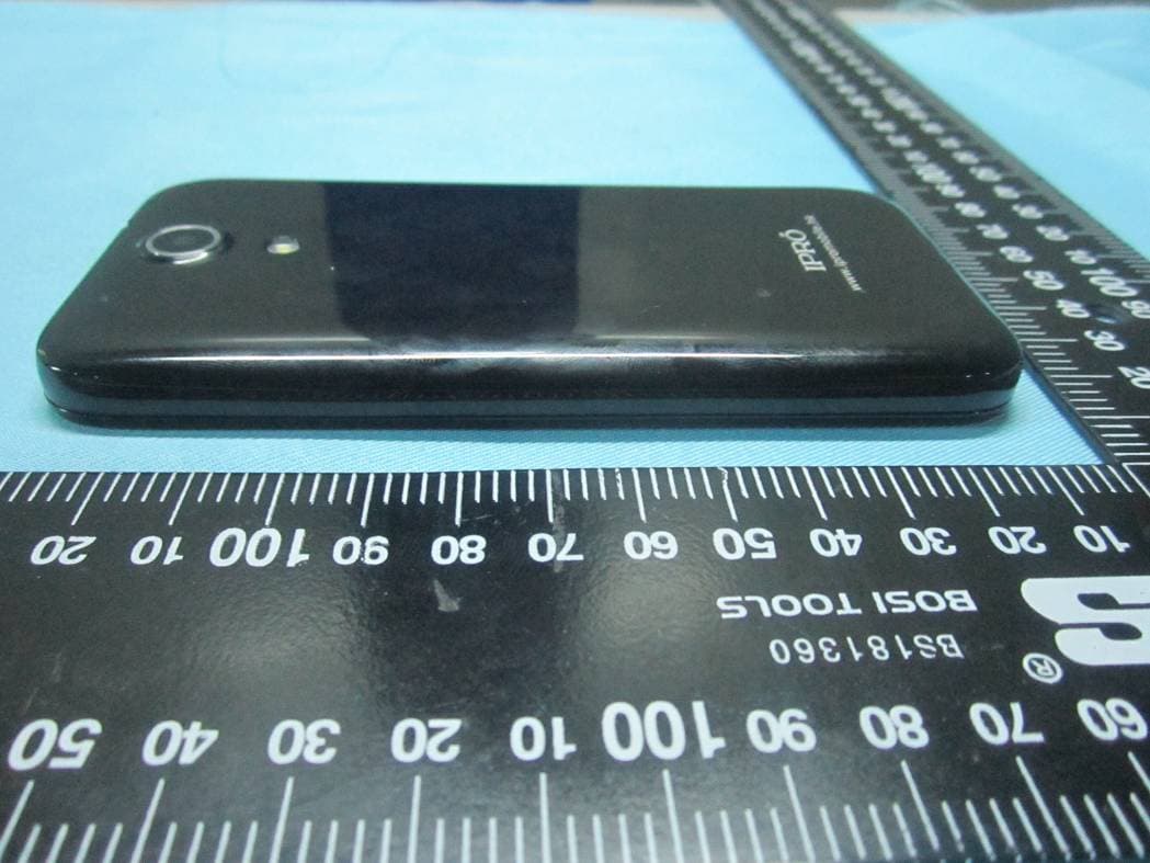 Smart Mobile Phone - FCC ID PQ4IPROA7 - HONG KONG IPRO TECHNOLOGY CO.,LIMITED (4)