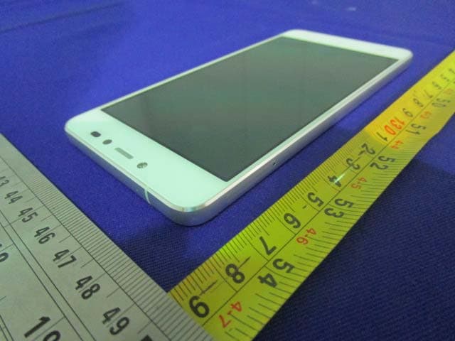 Smart Mobile Phone - FCC ID PQ4IPROACROA58 - HONG KONG IPRO TECHNOLOGY CO.,LIMITED (2)
