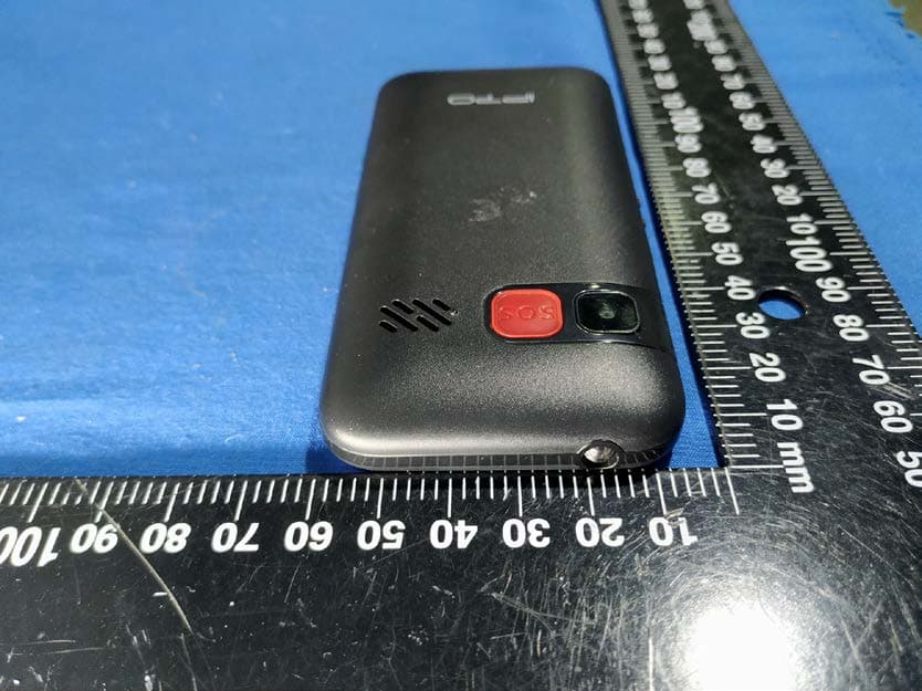Mobile Phone - FCC ID PQ4IPROF183 - HONG KONG IPRO TECHNOLOGY CO.,LIMITED (4)
