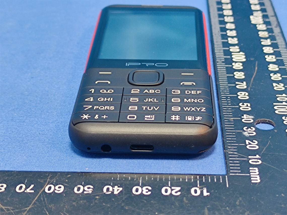 Mobile Phone - FCC ID PQ4IPROK3 - HONG KONG IPRO TECHNOLOGY CO.,LIMITED (4)