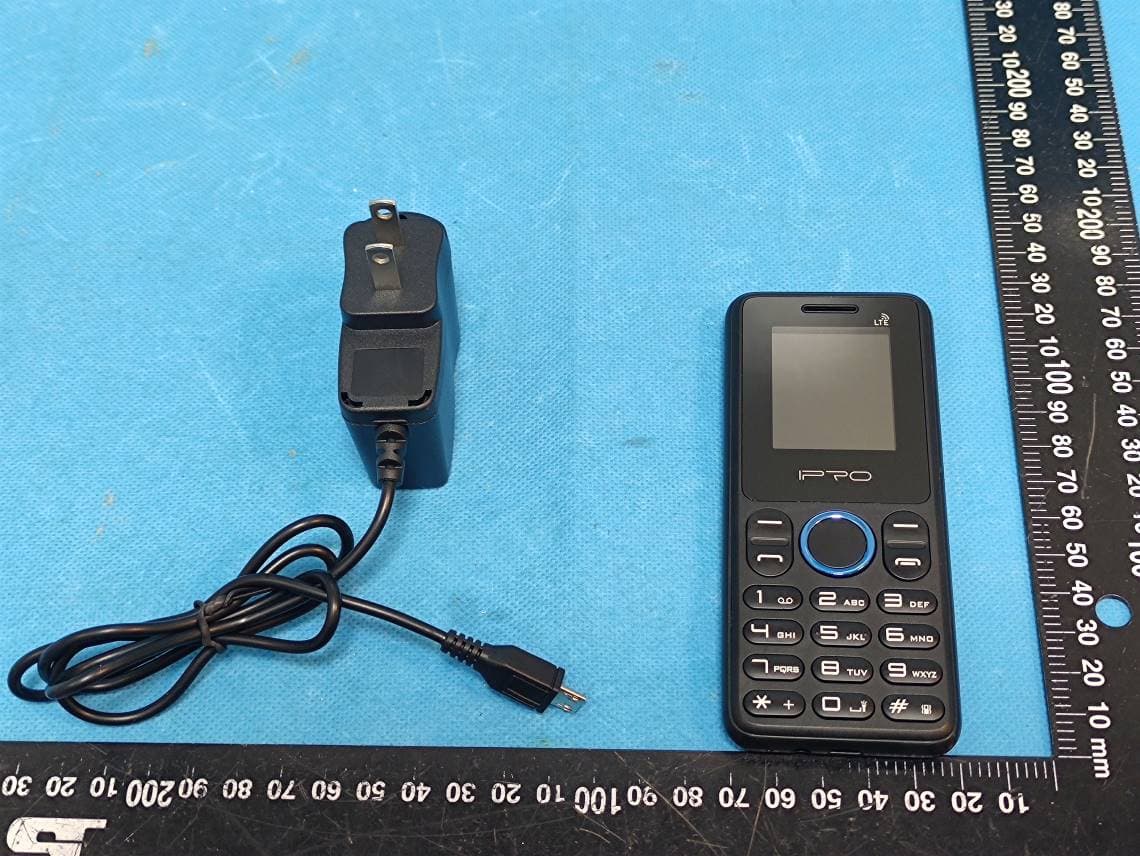 Mobile Phone - FCC ID PQ4IPROK5 - HONG KONG IPRO TECHNOLOGY CO.,LIMITED