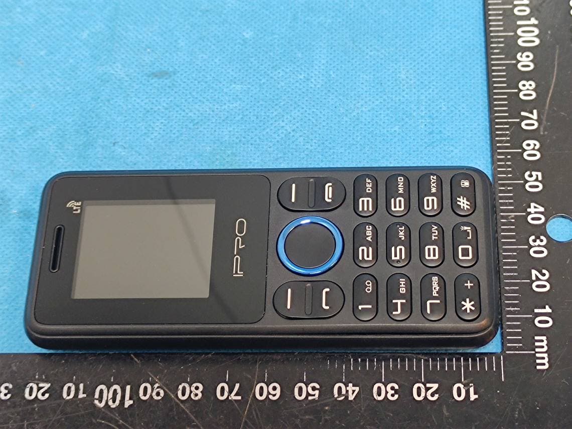 Mobile Phone - FCC ID PQ4IPROK5 - HONG KONG IPRO TECHNOLOGY CO.,LIMITED (5)