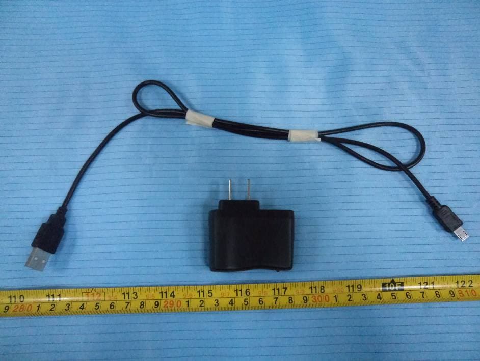 GSM Mobile Phone - FCC ID PQ4IPROMAGIC - HONG KONG IPRO TECHNOLOGY CO.,LIMITED (2)