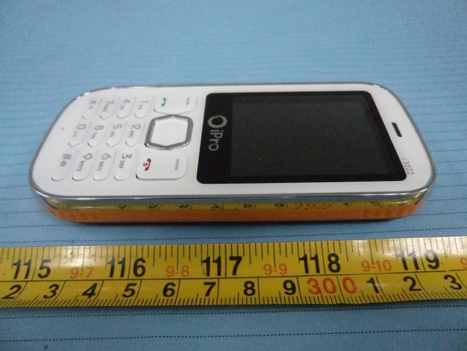 GSM Mobile Phone - FCC ID PQ4IPROMAGIC - HONG KONG IPRO TECHNOLOGY CO.,LIMITED (5)