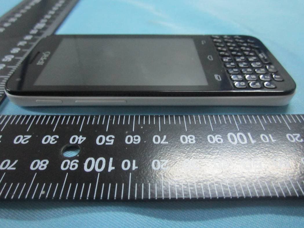 3G mobile phone - FCC ID PQ4IPROQ10 - HONG KONG IPRO TECHNOLOGY CO.,LIMITED (4)