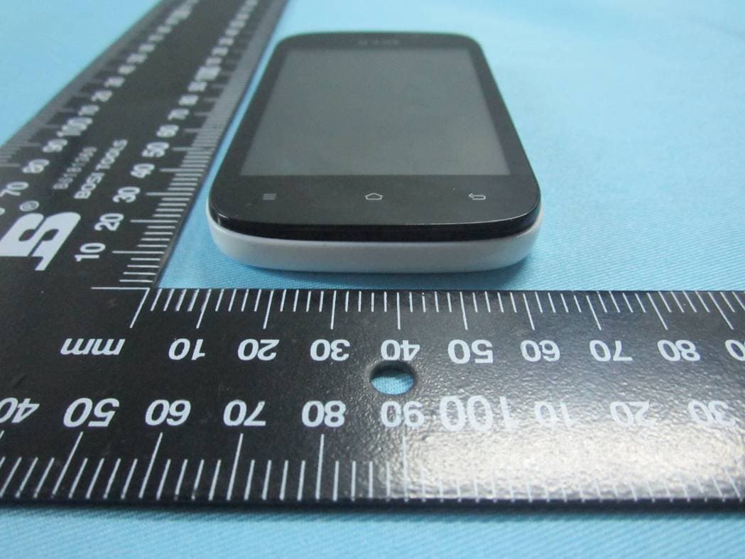 GSM Mobile Phone - FCC ID PQ4IPROTRANSI - HONG KONG IPRO TECHNOLOGY CO.,LIMITED (4)