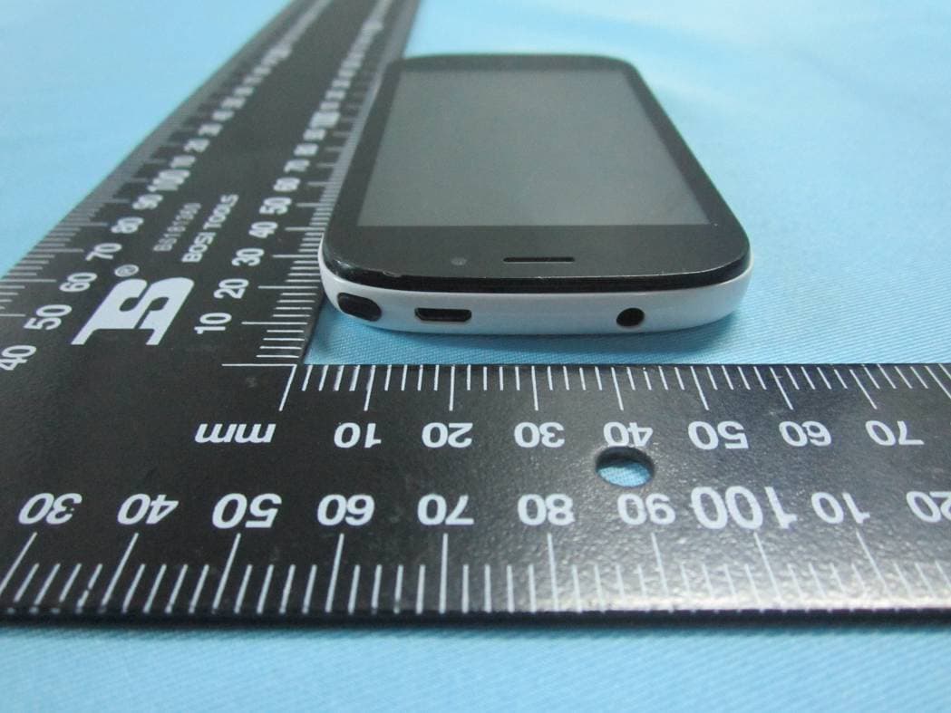 Smart Mobile Phone - FCC ID PQ4IPROTRANSIII - HONG KONG IPRO TECHNOLOGY CO.,LIMITED (4)