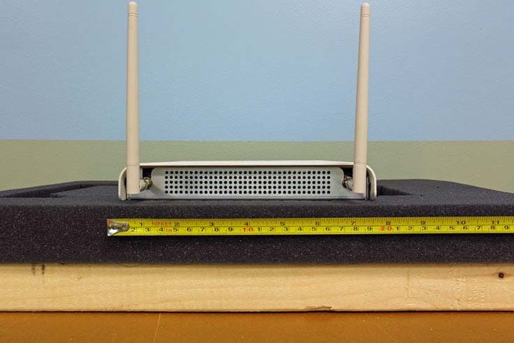 1.4 GHz ACCESS POINT WITH REMOTE ANTENNA (ITS4843C) - FCC ID PQC-4843C - Philips Medical Systems North America Co. (2)