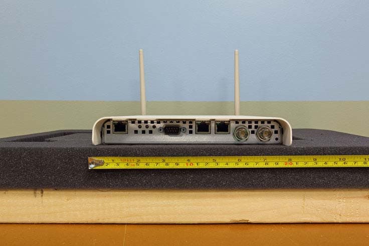 1.4 GHz ACCESS POINT WITH REMOTE ANTENNA (ITS4843C) - FCC ID PQC-4843C - Philips Medical Systems North America Co. (3)