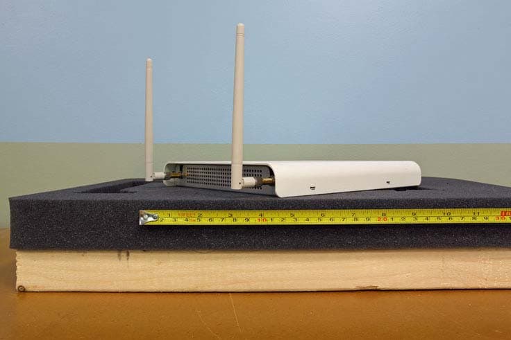 1.4 GHz ACCESS POINT WITH REMOTE ANTENNA (ITS4843C) - FCC ID PQC-4843C - Philips Medical Systems North America Co. (4)