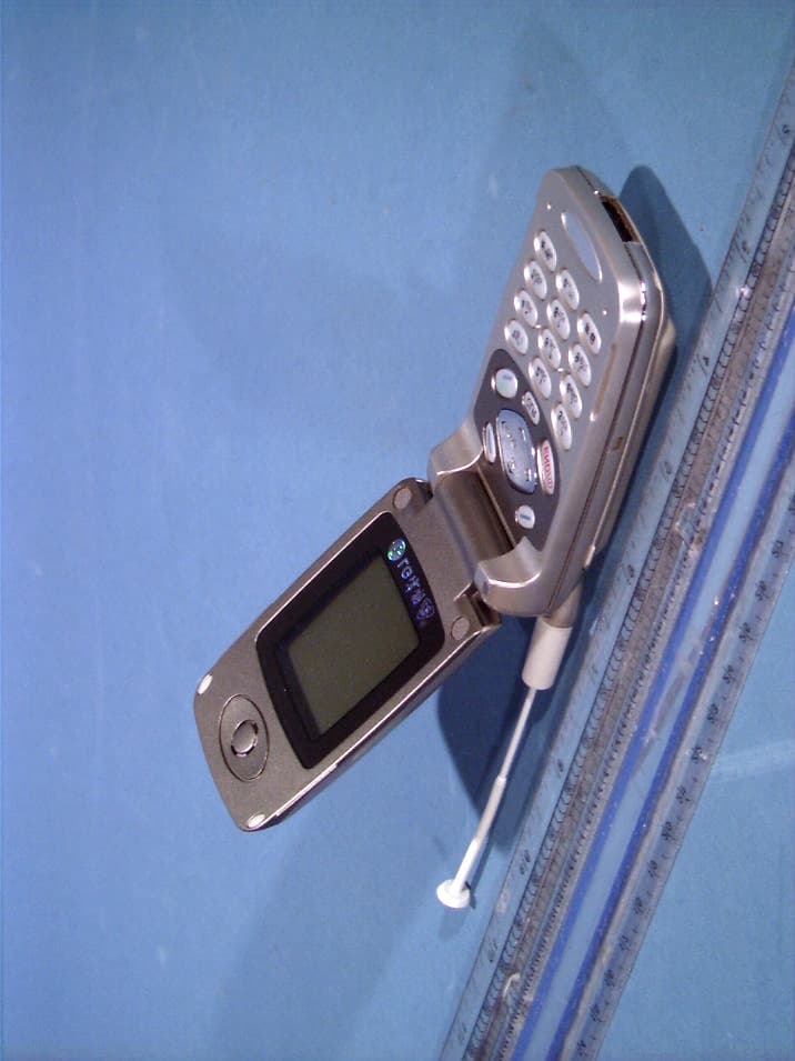 Single-Mode Cellular CDMA Phone - FCC ID PQHCU100 - Langchao LG (YANTAI) Digital Mobile Technology Research & Development Co., Ltd. (1)