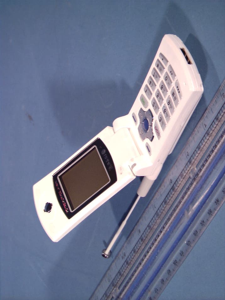 Single-Mode Cellular CDMA Phone - FCC ID PQHCU410 - Langchao LG (YANTAI) Digital Mobile Technology Research & Development Co., Ltd.