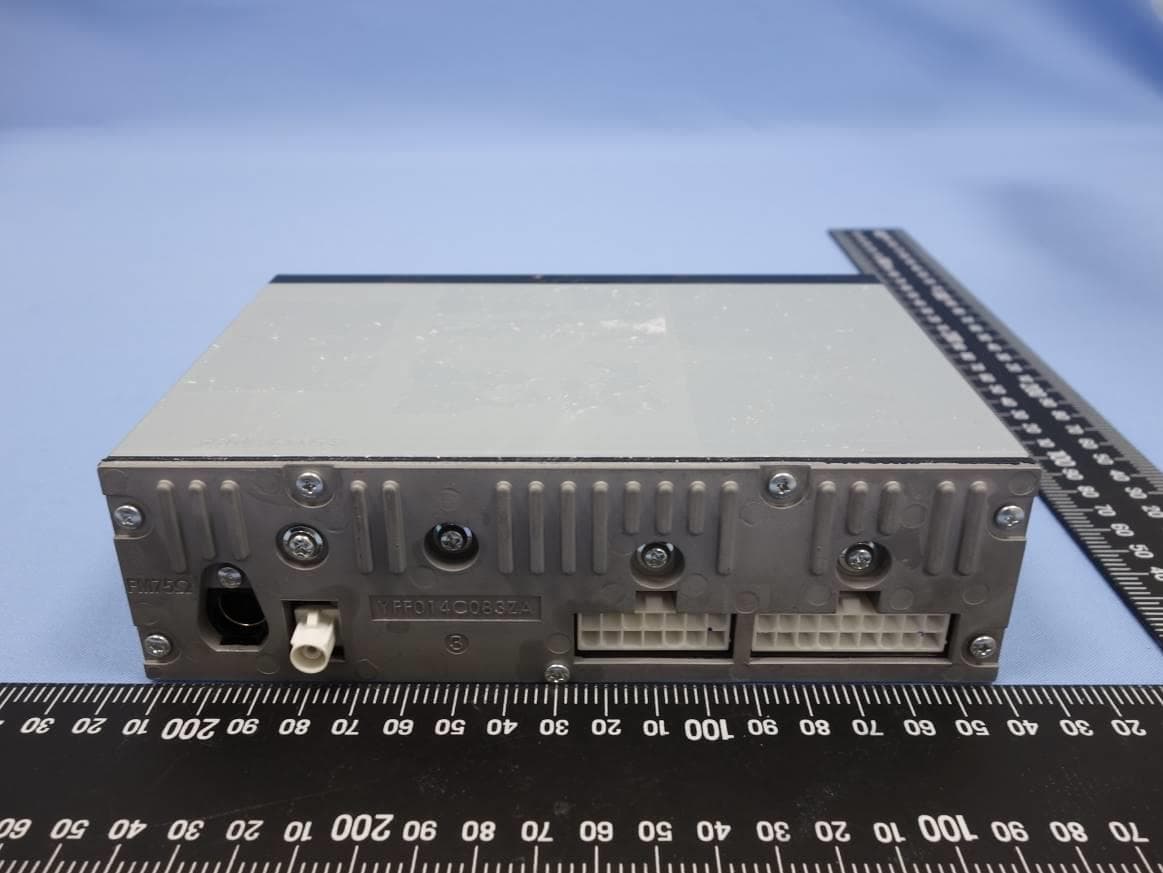 RADIO BOX - FCC ID PQMCRM02 - Caterpillar, Inc. (2)