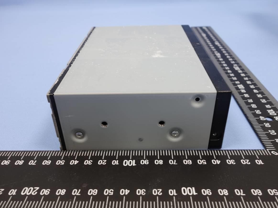 RADIO BOX - FCC ID PQMCRM02 - Caterpillar, Inc. (4)