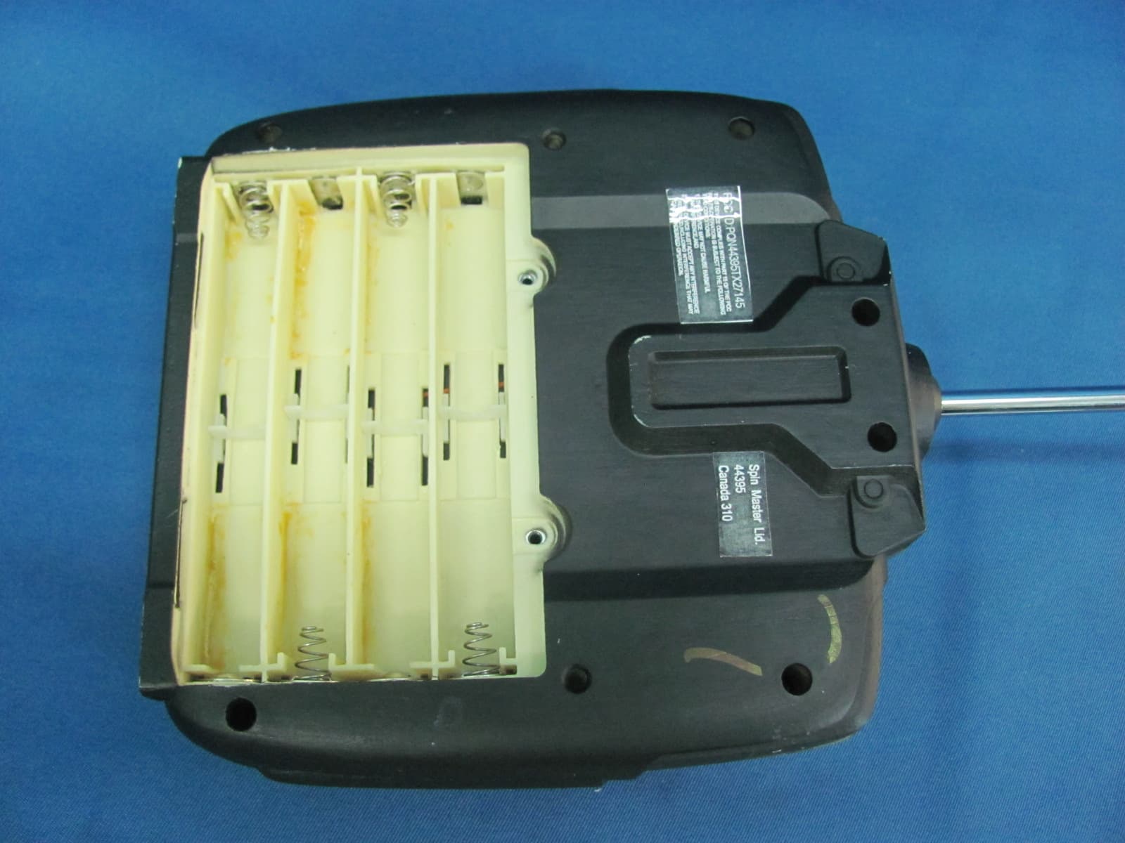 ARH Osprey Full Tilt - FCC ID PQN44395TX27145 - Spin Master Toys Far East Ltd. (2)