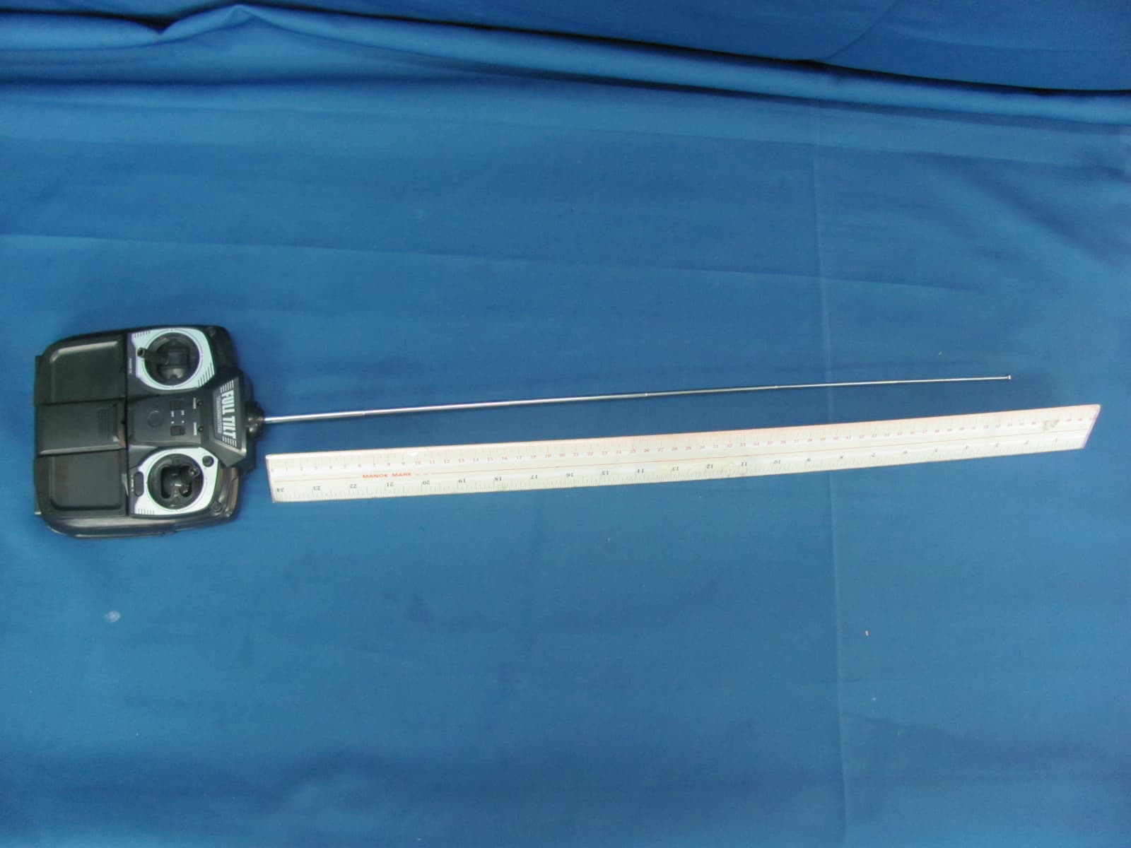 ARH Osprey Full Tilt - FCC ID PQN44395TX27145 - Spin Master Toys Far East Ltd. (4)