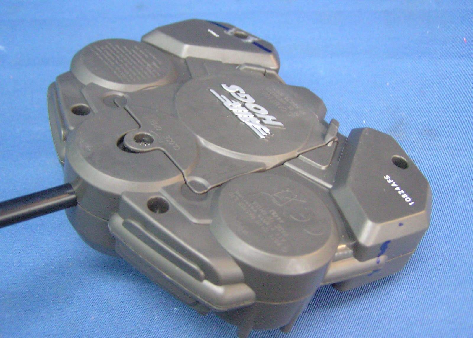 NASCAR 1/24TH RF - FCC ID PQN44422TX27MHZ - Spin Master Toys Far East Ltd. (2)