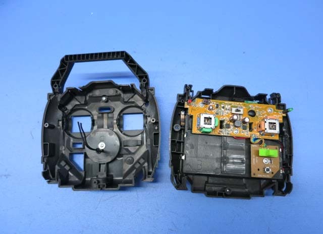 ARH RDC Helix X4 Stunt Quad Copter - FCC ID PQN44438M04TX2G4 - Spin Master Toys Far East Ltd. (5)