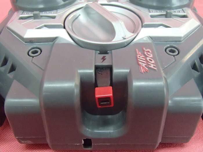 ARH RDC Helix X4 Quad-Copter - FCC ID PQN44438TX2G4 - Spin Master Toys Far East Ltd. (3)