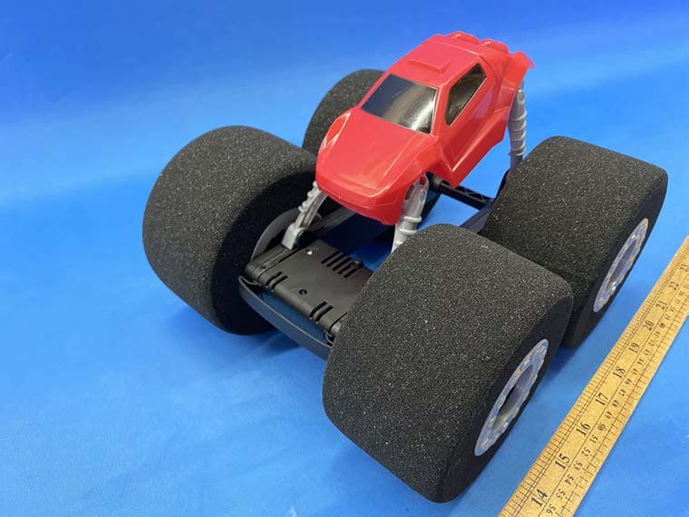 AirHogs Stunt Shot Vehicle - FCC ID PQN44647RX2G4 - Spin Master Toys Far East Ltd. (2)
