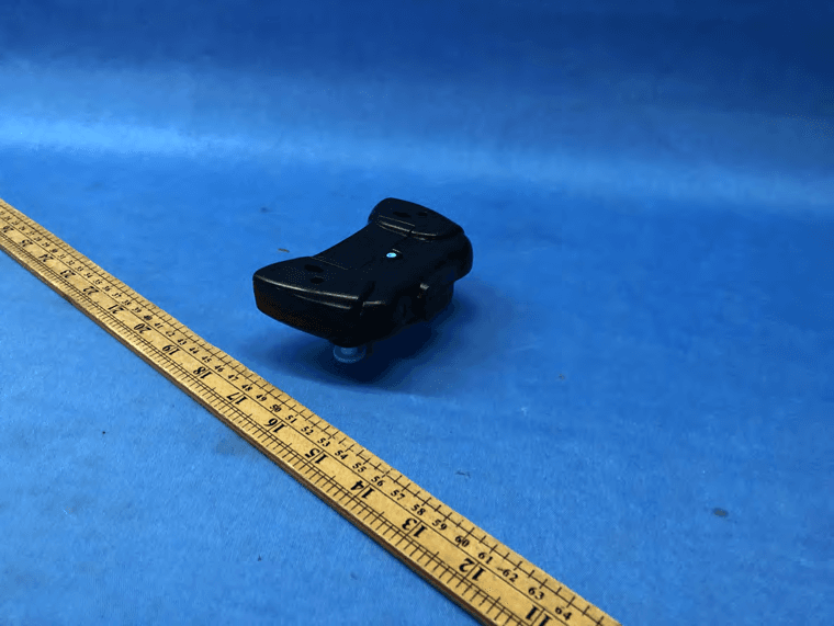 All Terrain Batmobile Control - FCC ID PQN67856TX2G4 - Spin Master Toys Far East Ltd. (2)