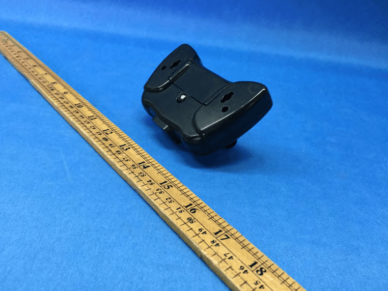 DCR VHC LnchNDfndBatmobleTech Control - FCC ID PQN92300TX2G4 - Spin Master Toys Far East Ltd. (2)